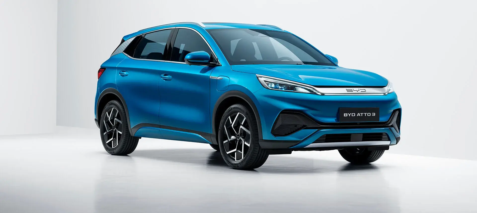 Látványos megjelenésű kompakt elektromos SUV